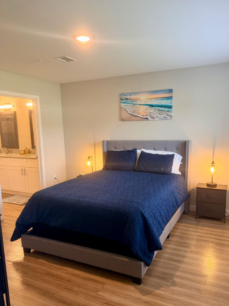 Modern furnished bedroom at Dream Winter Haven corporate housing community in Winter Haven Florida