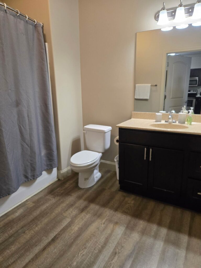 North Pointe Bathroom 2
