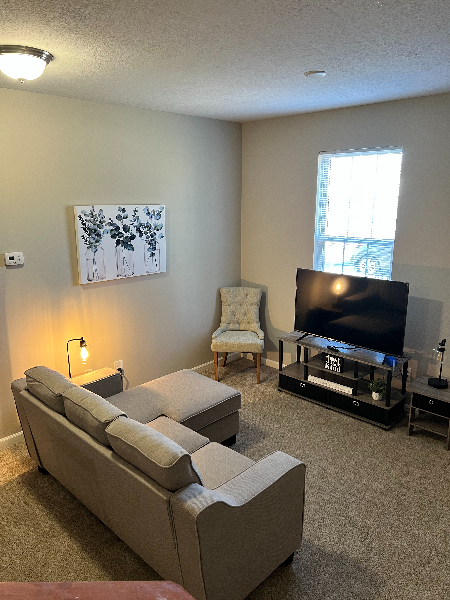 Frankfort, Kentucky, 1 Bedroom Bedrooms, ,1 BathroomBathrooms,Apartment/Condo,Corporate Lodging,1080